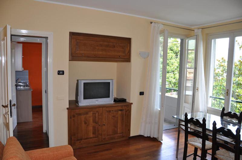Casa Dina Διαμέρισμα Domaso Εξωτερικό φωτογραφία